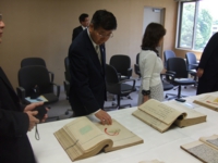 自民党朝鮮王朝儀軌見学会（平成23年5月　宮内庁書陵部）.JPG