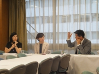 障害児者問題調査会で発言する衛藤議員（平成27年　6月3日　自民党本部）